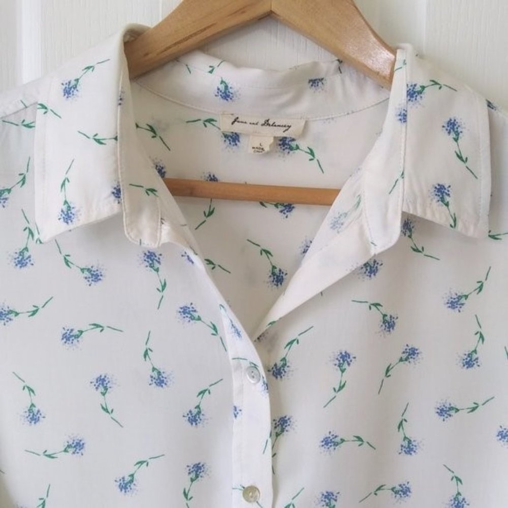 COPY - Jane and Delancey Blouse White With Blue Flowers L